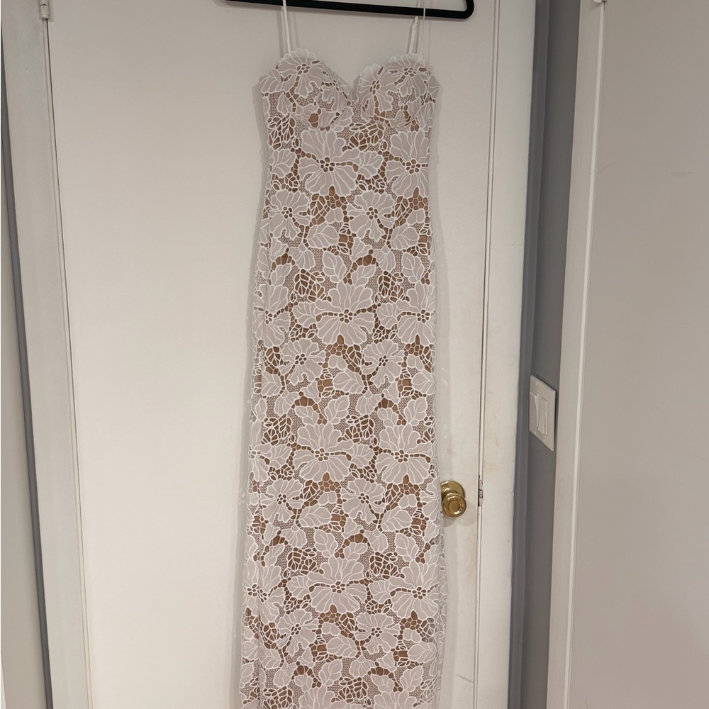 Elegant White Lace Floral Dress